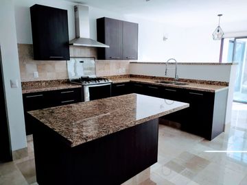 Casa Amueblada en Renta Mayorazgo La Rioja