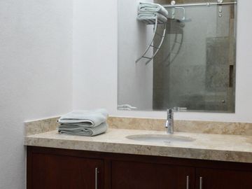 Casa Amueblada en Renta Cerca de Puerto Interior