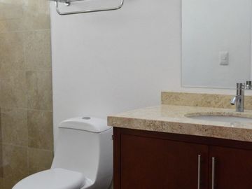 Casa Amueblada en Renta Cerca de Puerto Interior