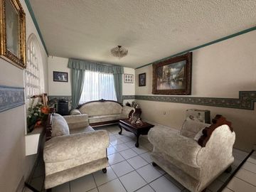 SE VENDE Casa en Real del Bosque