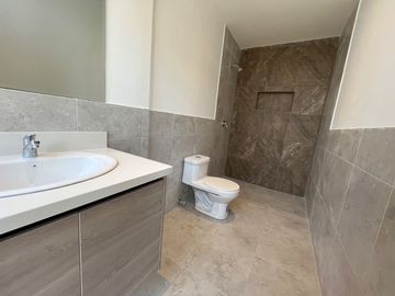 Amplio departamento en venta - Puente 2 Valle de los Chillos