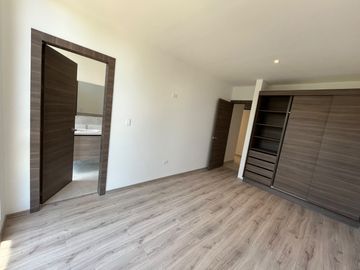 Amplio departamento en venta - Puente 2 Valle de los Chillos