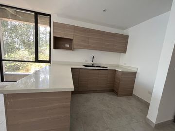 Amplio departamento en venta - Puente 2 Valle de los Chillos