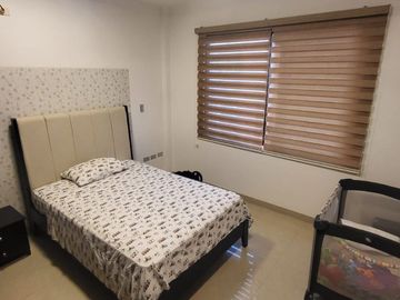 Venta de casa en Samborondon km 4.5 Guayaquil Ecuador cerca UEES, Plaza Batan
