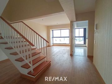 Venta Departamento Duplex Estreno En Santa Beatriz