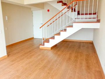 Venta Departamento Duplex Estreno En Santa Beatriz