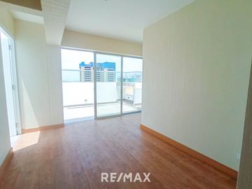 Venta Departamento Duplex Estreno En Santa Beatriz