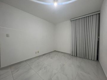 Impecable con elevador
