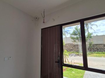 Dijual Cepat Rumah Cluster Aeris Citra Garden Serpong Cisauk Tangerang Unit Baru Bagus Cantik Siap Huni