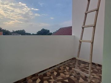 Sell ​​House in Gandaria South Jakarta Near KRL On the side of Gandaria road