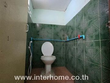 Single house + rental room, 2 floors, 45 sq m., Rattanakosin Village 200 Years, Rangsit-Pathum Thani Road 10, Soi 9, Phahonyothin Road, Thanyaburi, Pa