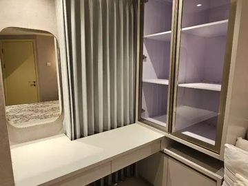 Apartemen Amor Kondisi Bagus Langka Full Furnish Termurah Ex Show Unit Terbesar dkt ITS MERR