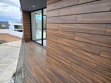 CASA NUEVA EN VENTA PASEO DEL PARQUE MORELIA