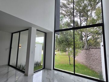 CASA NUEVA EN VENTA PASEO DEL PARQUE MORELIA