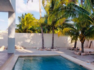 CASA ESTILO MEDITERRANEO EN TELCHAC PUERTO