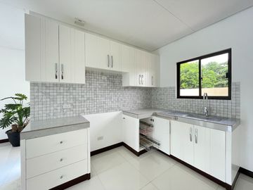 SINGLE ATTACHED MOVE-IN READY HOMES IN IMUS CAVITE ALONG AGUINALDO HIGHWAY
