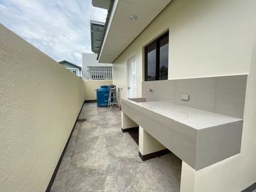 SINGLE ATTACHED MOVE-IN READY HOMES IN IMUS CAVITE ALONG AGUINALDO HIGHWAY