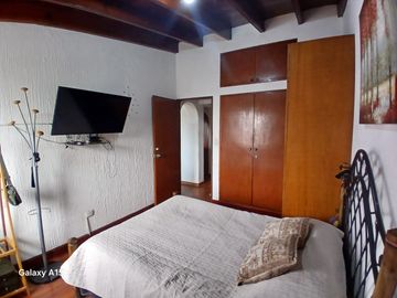VENDO,  Céntrico e Iluminado Dpto 68mts. 2dorm. 1cochera La Encalada 1789, Surco