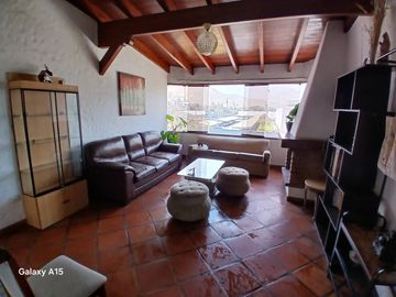 VENDO,  Céntrico e Iluminado Dpto 68mts. 2dorm. 1cochera La Encalada 1789, Surco