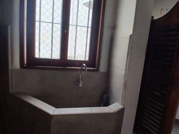 VENDO,  Céntrico e Iluminado Dpto 68mts. 2dorm. 1cochera La Encalada 1789, Surco
