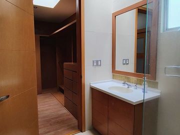 VENTA DE CASA EN CLUB DE GOLF LAS FUENTES, PUEBLA