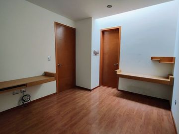 VENTA DE CASA EN CLUB DE GOLF LAS FUENTES, PUEBLA