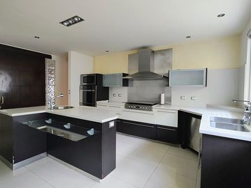 VENTA DE CASA EN CLUB DE GOLF LAS FUENTES, PUEBLA