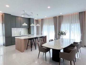 For sale: The City Bangna 1 - XXL size detached house with beautiful, complete furniture
