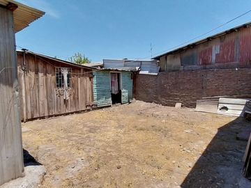 Casa De Un Piso Cercana A Av. Padre Hurtado, El Bosque