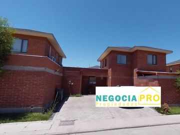 Hermosa Casa En Condominio Cerro Pinto, Buin
