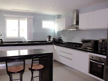 HERMOSO DEPARTAMENTO EN EXCLUSIVO LAGOS DEL SOL