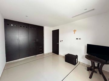 HERMOSO DEPARTAMENTO EN EXCLUSIVO LAGOS DEL SOL