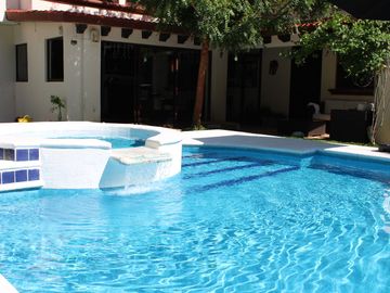 INCREÍBLE RESIDENCIA EN EXCLUSIVO RESIDENCIAL CAMPESTRE
