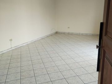VENTA DEPARTAMENTO EN URB. HONOR Y LEALTAD SURCO