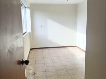 VENTA DEPARTAMENTO EN URB. HONOR Y LEALTAD SURCO
