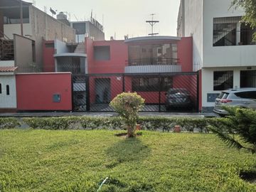 VENTA DEPARTAMENTO EN URB. HONOR Y LEALTAD SURCO