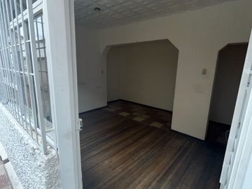 HERMOSA CASA COMERCIAL / RENTERA, Sector Huayna Capac C1437