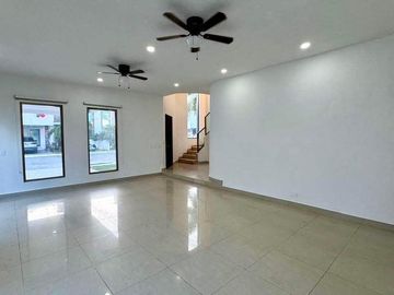 Renta - Venta en Ciudad del Carmen 🏘️ Residencia Fracc. Canterias km 12 📍