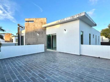Renta - Venta en Ciudad del Carmen 🏘️ Residencia Fracc. Canterias km 12 📍