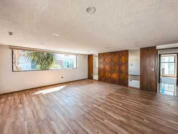 CASA DE 4 RECAMARAS EN ESQUINA EN VENTA LOMAS DE ANGELOPOLIS