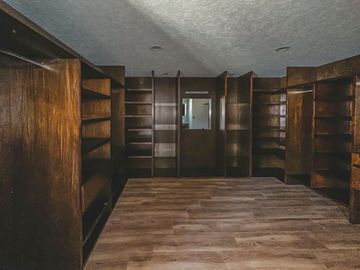 CASA DE 4 RECAMARAS EN ESQUINA EN VENTA LOMAS DE ANGELOPOLIS