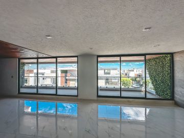 CASA DE 4 RECAMARAS EN ESQUINA EN VENTA LOMAS DE ANGELOPOLIS