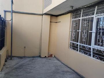 Vendo Casa Rentera en Quito -  Sector La Magdalena