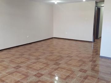 Vendo Casa Rentera en Quito -  Sector La Magdalena