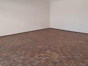 Vendo Casa Rentera en Quito -  Sector La Magdalena