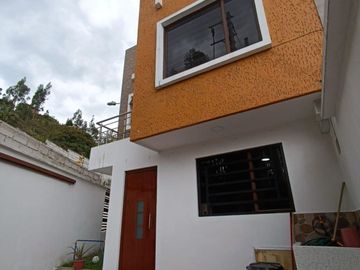 Amplia casa en venta - sector Control Sur - Guzho