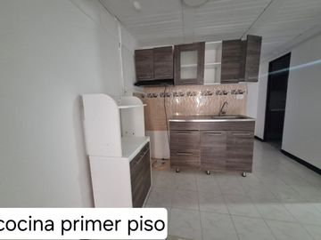 Casa En Venta En La Sultana Pereira De 3 Niveles