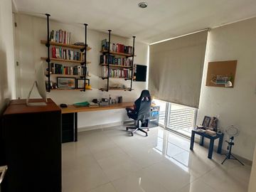 Hermosa Residencia en Solares