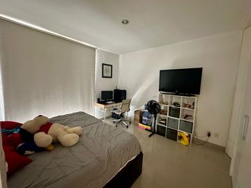 Hermosa Residencia en Solares
