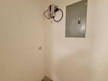 Venta de Departamento de 3 dormitorios en primer piso alto, Edificio Spazio, Puerto Santa Ana, Guayaquil